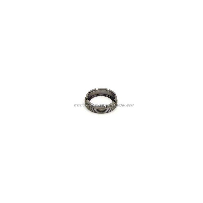 Bague crénelée pour joint spy avant Vespa 160 GS / 180 SS Bague crénelée pour joint spy avant Vespa 160 GS / 180 SS